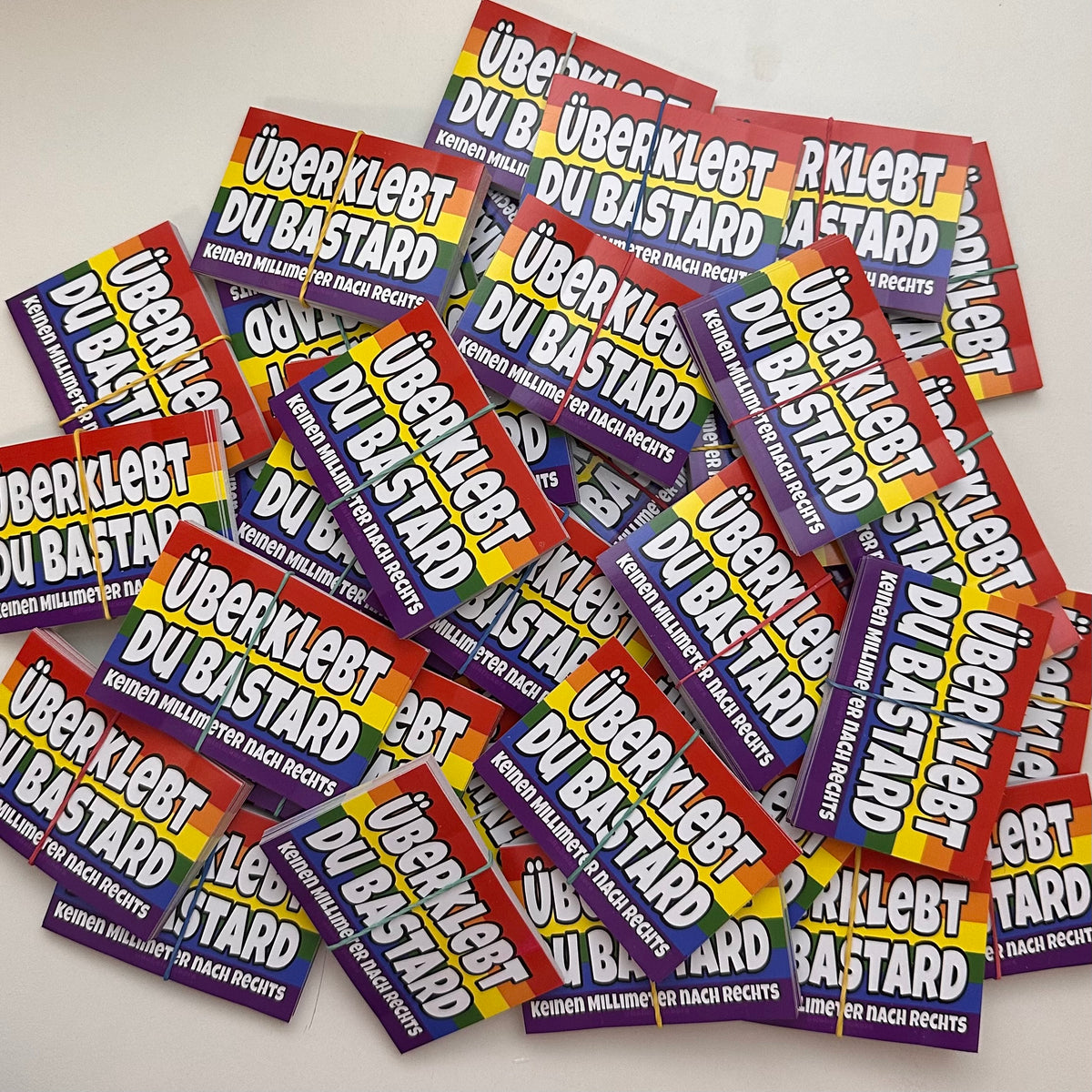 Sticker „Überklebt du Bastard“